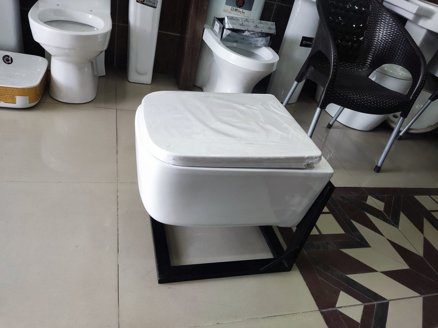 Wallhanging Commode X101 Rimless - Brite Ceramics