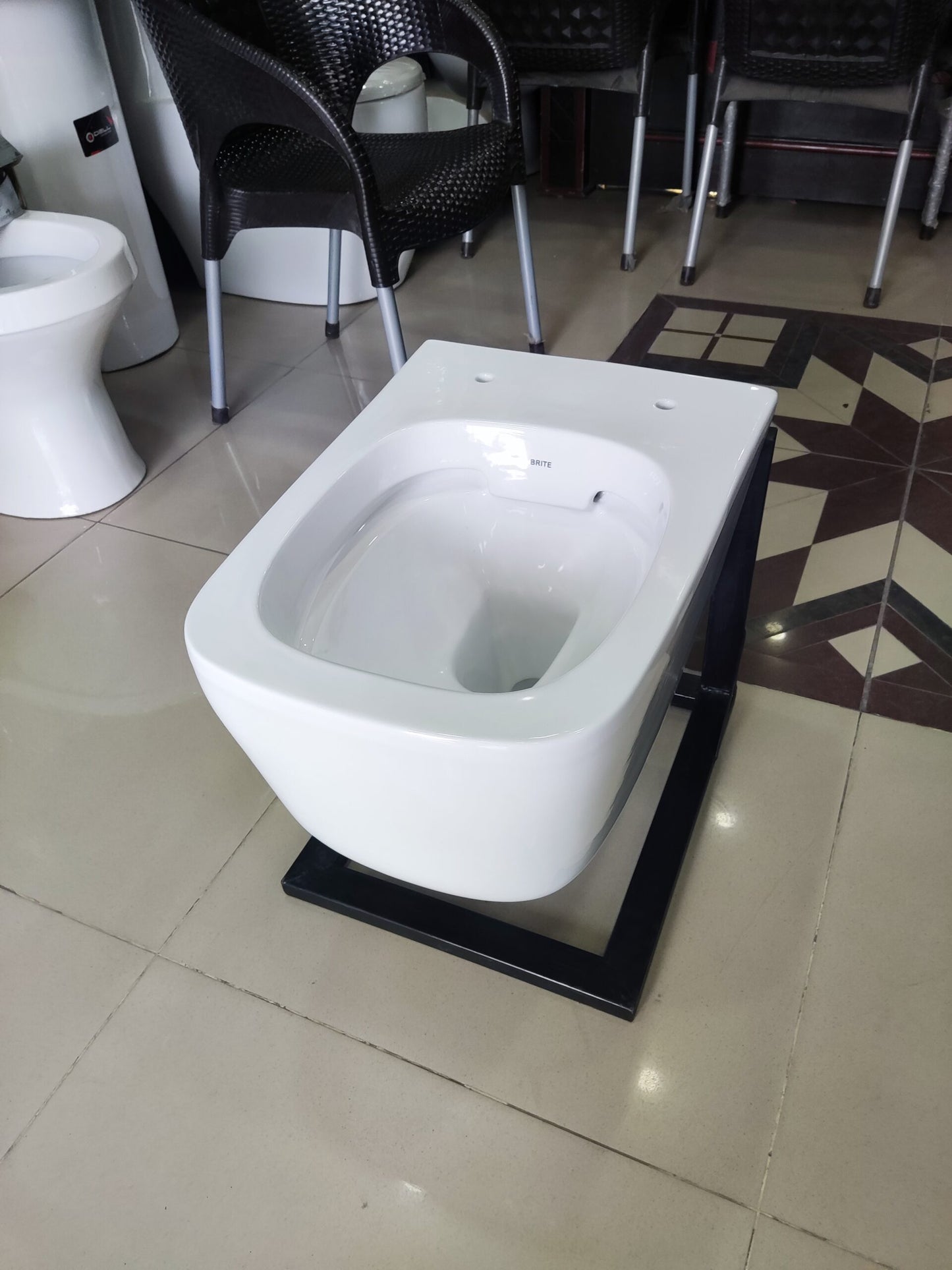 Wallhanging Commode X101 Rimless - Brite Ceramics